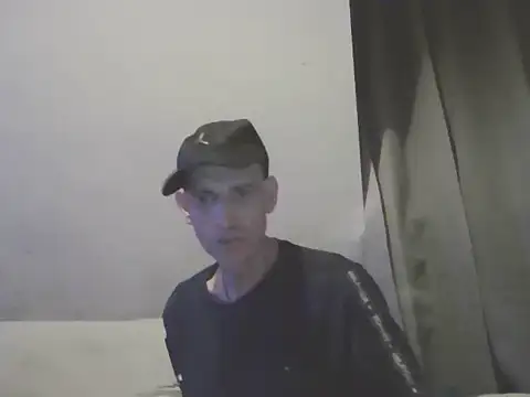 DOUBLETROUBLE7773 online show from 04-06-26, 12:06