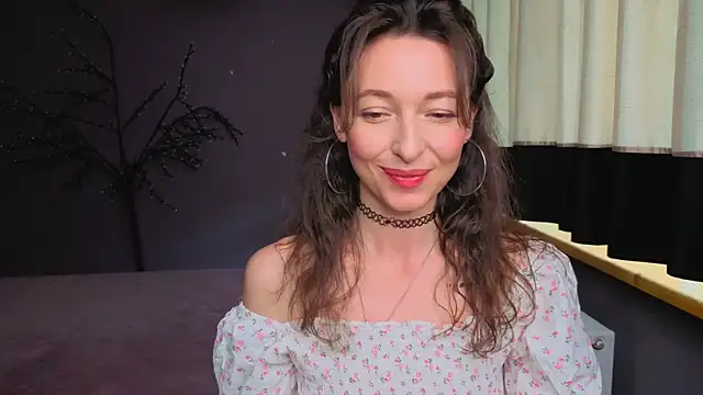 Snapshot of Kate_Millersi chatting on 06-26-26, 11:27 Kate Millersi online show from 06-26-26, 11:27
