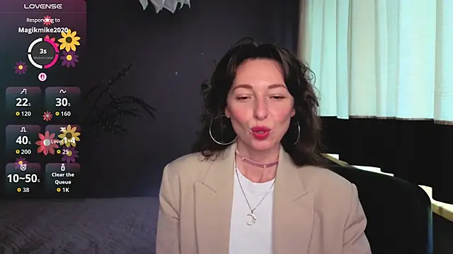 Snapshot of Kate_Millersi chatting on 05-11-26, 11:44 Kate Millersi online show from 05-11-26, 11:44