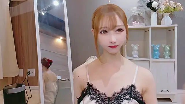 Snapshot of Asuka_H_xxx chatting on 05-16-26, 01:32 Asuka H xxx online show from 05-16-26, 01:32
