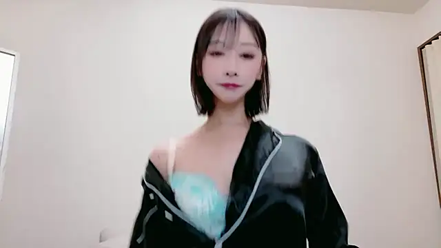 Snapshot of Asuka_H_xxx chatting on 03-25-26, 01:32 Asuka H xxx online show from 03-25-26, 01:32