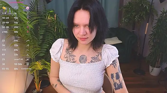 kittenlolla online show from 03-19-26, 06:02