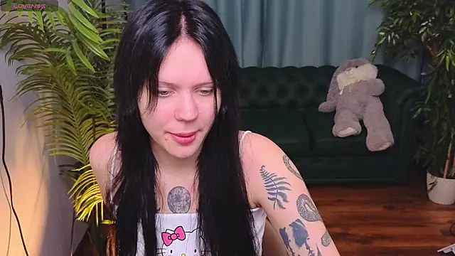 kittenlolla online show from 03-07-26, 05:47