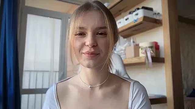 cyberl0ve  online show from 04-15-26, 01:37