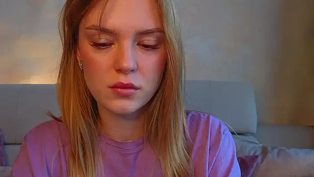 cyberl0ve  online show from 03-18-26, 02:52