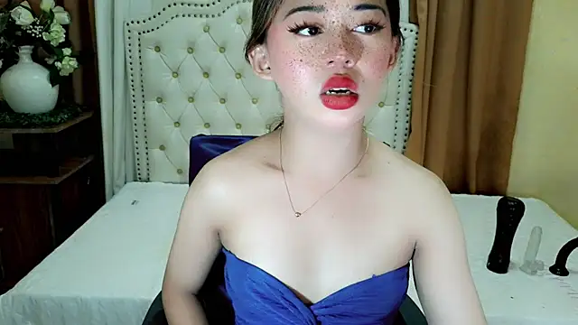 Seductive sophie online show from 07-17-26, 05:15