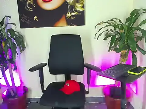 monky 0002 online show from 06-19-26, 06:03