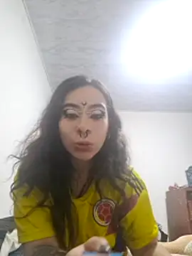 Moonandzukko online show from 03-29-26, 07:37