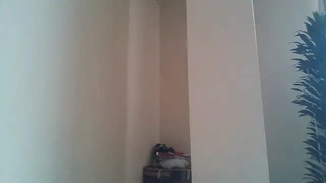 Moonandzukko online show from 05-25-26, 07:56
