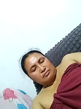 Snapshot of Rashi_bhabi chatting on 05-19-26, 05:36 Rashi bhabi online show from 05-19-26, 05:36