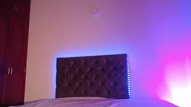 sweetsea  online show from 04-17-26, 11:40