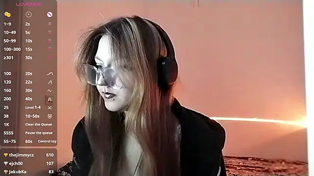 Snapshot of CucKuhta chatting on 03-27-26, 12:17 CucKuhta online show from 03-27-26, 12:17