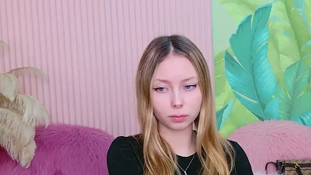 Tessa Cross online show from 03-03-26, 08:10