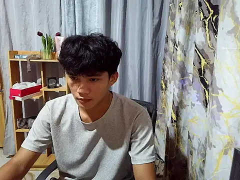 Snapshot of marksurelyhard chatting on 07-26-26, 08:05 marksurelyhard online show from 07-26-26, 08:05