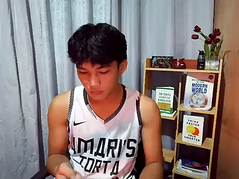 Snapshot of marksurelyhard chatting on 05-22-26, 06:11 marksurelyhard online show from 05-22-26, 06:11