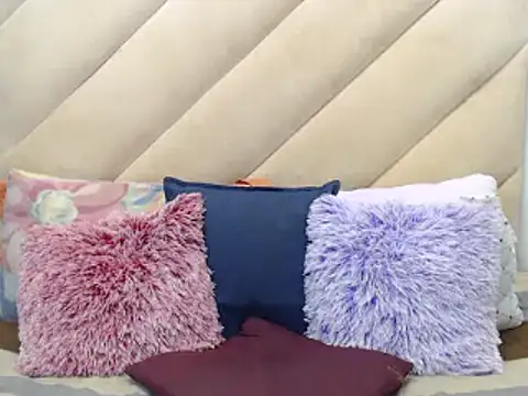 TokyoXXX online show from 03-25-26, 05:23