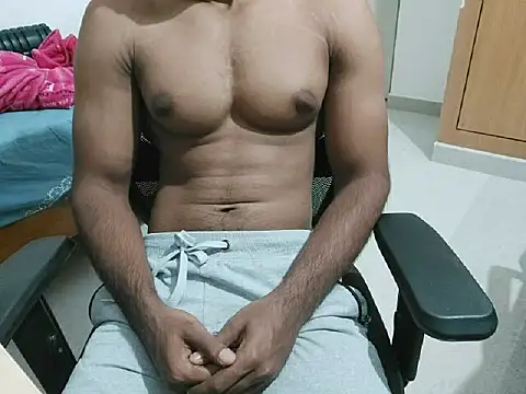 Snapshot of kratosTheHunk chatting on 06-23-26, 07:34 kratosTheHunk online show from 06-23-26, 07:34