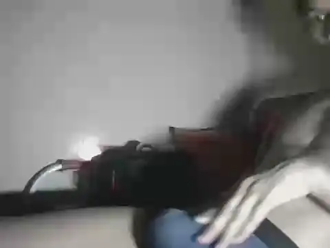 Snapshot of _mrnurul chatting on 04-28-26, 04:44 mrnurul online show from 04-28-26, 04:44