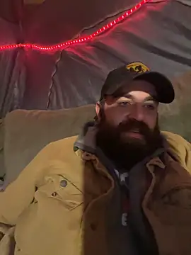 Snapshot of tytymcgee90 chatting on 03-03-26, 11:28 tytymcgee90 online show from 03-03-26, 11:28