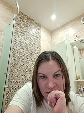 LaraHarper online show from 04-18-26, 10:32