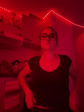 Claraaaaa06 online show from 04-08-26, 07:59