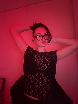 Claraaaaa06 online show from 04-14-26, 07:08