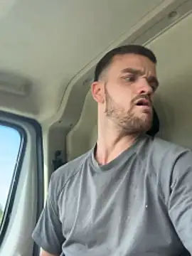 ukhungstud26 online show from 05-30-26, 10:54