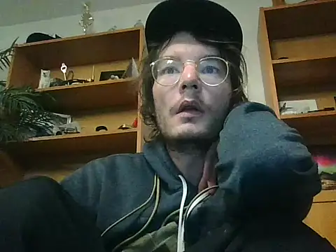 Snapshot of KinkyKittyBoy chatting on 04-06-26, 03:35 KinkyKittyBoy online show from 04-06-26, 03:35