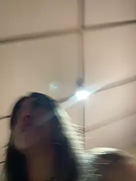 stefanyqueen69 online show from 04-15-26, 12:42