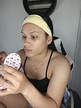 KathLovee online show from 06-18-26, 01:49