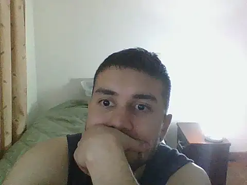 Snapshot of liam-lewis chatting on 03-07-26, 06:31 liam-lewis online show from 03-07-26, 06:31
