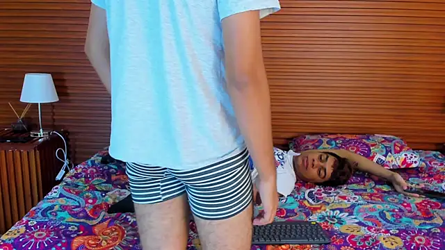 peakk twiinns online show from 04-13-26, 11:47