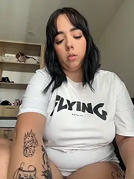 Encore Angel online show from 04-12-26, 08:45