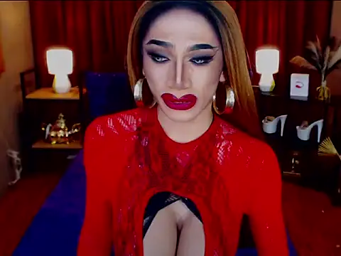 KieraLee online show from 04-18-26, 06:43