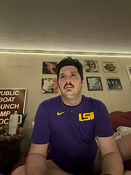 Snapshot of PoundedCajunGuy93 chatting on 05-25-26, 03:28 PoundedCajunGuy93 online show from 05-25-26, 03:28