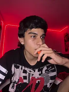 Snapshot of IronLatino chatting on 03-02-26, 06:58 IronLatino online show from 03-02-26, 06:58