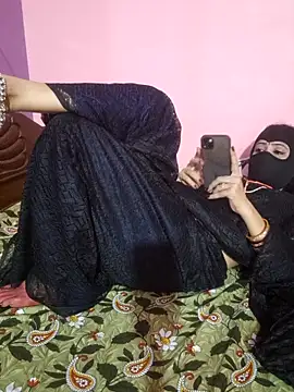 Snapshot of Couple_hot999 chatting on 06-22-26, 06:54 Couple hot999 online show from 06-22-26, 06:54