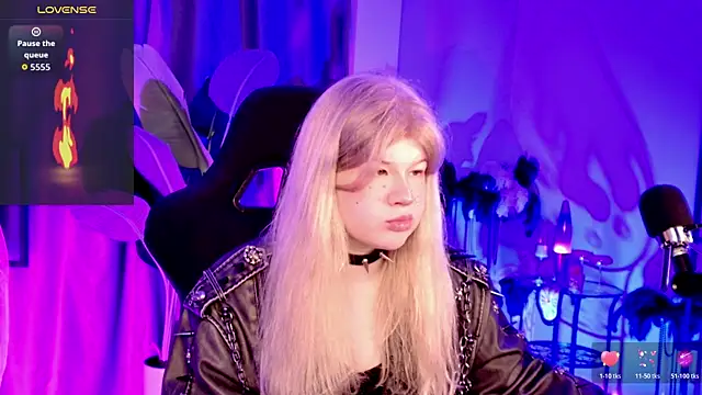 LilithNlsn online show from 04-02-26, 09:43