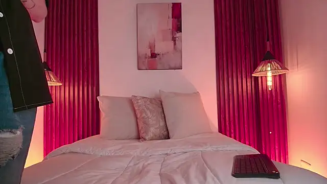 Max Hader  online show from 03-12-26, 02:50