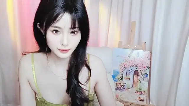 Snapshot of Mia_168 chatting on 05-05-26, 12:35 Mia 168 online show from 05-05-26, 12:35