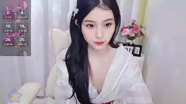 Snapshot of Mia_168 chatting on 07-10-26, 12:43 Mia 168 online show from 07-10-26, 12:43