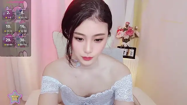 Snapshot of Mia_168 chatting on 07-10-26, 12:49 Mia 168 online show from 07-10-26, 12:49