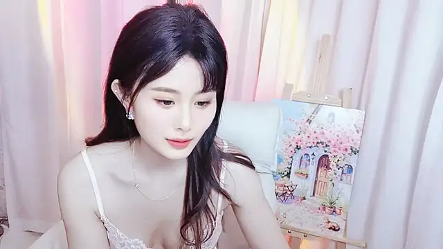 Snapshot of Mia_168 chatting on 05-08-26, 12:31 Mia 168 online show from 05-08-26, 12:31