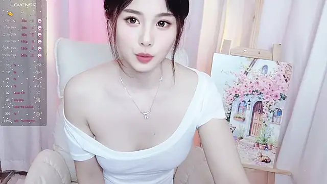 Snapshot of Mia_168 chatting on 05-19-26, 01:56 Mia 168 online show from 05-19-26, 01:56