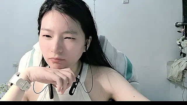 Eeya-36 online show from 04-16-26, 12:28