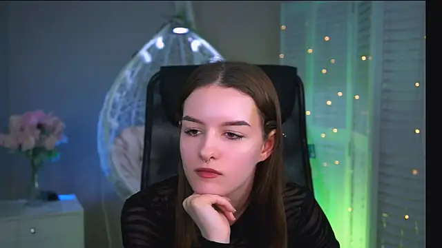Snapshot of KellieBanshe chatting on 05-11-26, 12:28 KellieBanshe online show from 05-11-26, 12:28