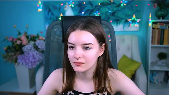 Snapshot of KellieBanshe chatting on 07-21-26, 04:47 KellieBanshe online show from 07-21-26, 04:47