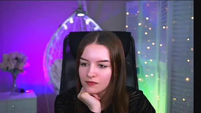 Snapshot of KellieBanshe chatting on 05-11-26, 02:45 KellieBanshe online show from 05-11-26, 02:45
