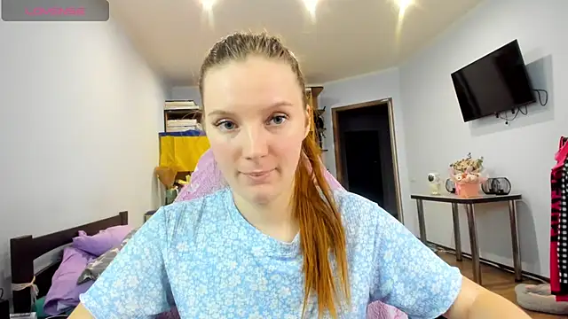 Mary Blu online show from 02-17-26, 03:53