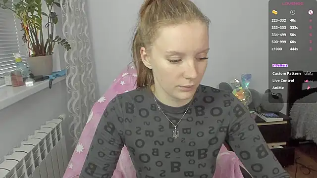 Mary Blu online show from 10-27-25, 09:43